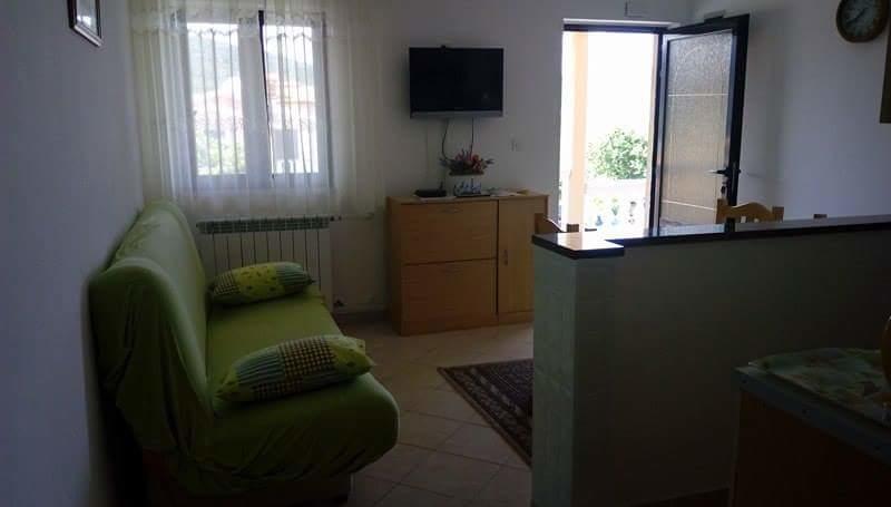Giana Apartment